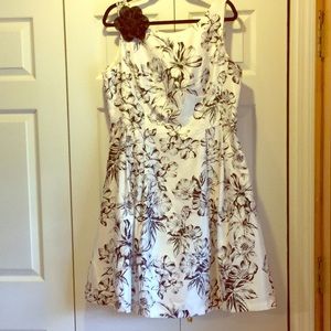 Don’t pass up!!  J Howard polysilk shantung dress